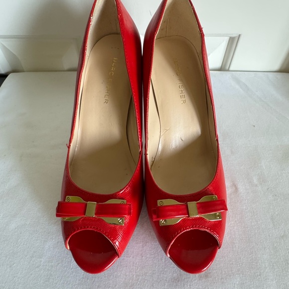 Marc Fisher Marsha Red Peep Toe Pumps Size 6.5 - Picture 1 of 8